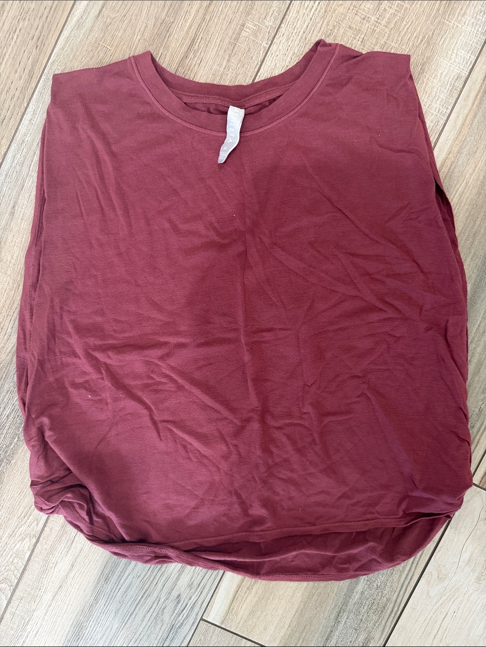 Athleta Sleeveless Scoop Neck Tank Top - Wine